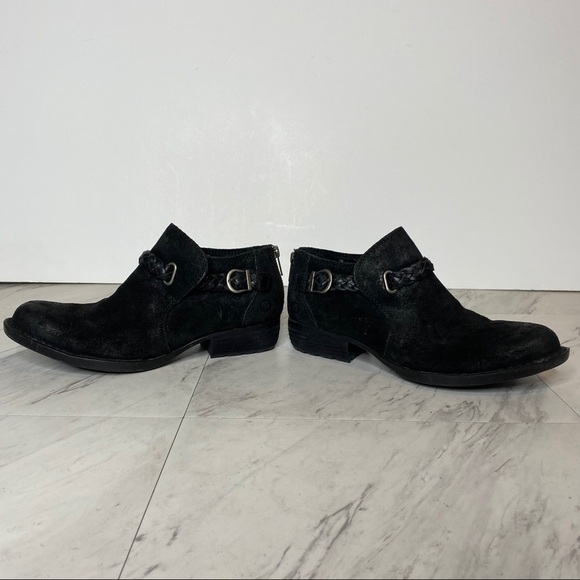 Born Sylvia Distressed Leather Black Bootie 7M - Picture 7 of 14